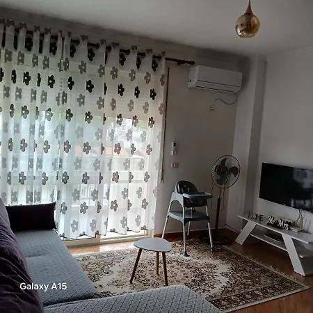 Endri House Golem (Tirana)